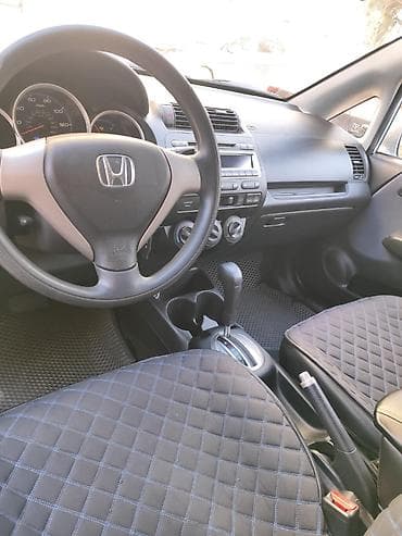 matiz 2007: Honda Fit: 2009 г., 1.5 л, Автомат, Бензин, Хэтчбэк — 8