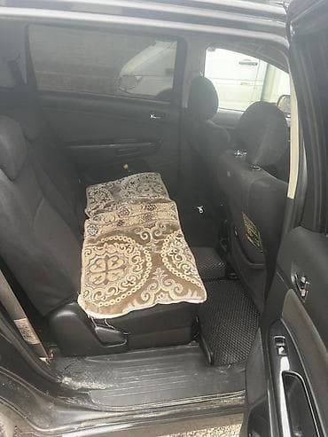 prius plus: Toyota WISH: 2003 г., 1.8 л, Автомат, Бензин, Универсал — 9