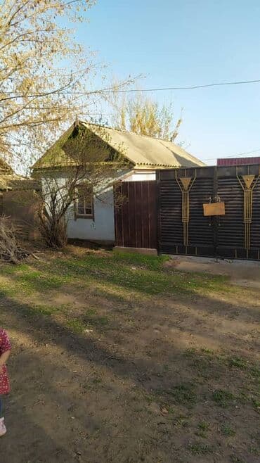 дом район пишпек: Времянка, 20 м², 2 комнаты, Собственник — 1