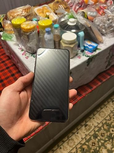 redmi a2: IPhone 11 Pro Max, Б/у, 256 ГБ, Золотой, Защитное стекло, Чехол, 81 % — 5