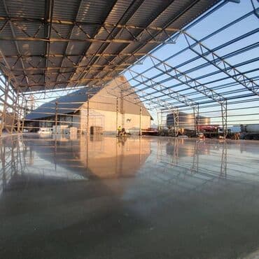 заливка пола: Стяжка Бесплатная консультация Больше 6 лет опыта — 2