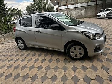 devo matiz: Chevrolet Spark: 2018 г., 1 л, Автомат, Бензин, Хэтчбэк — 3