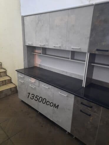 буфет кухоный: Продаю кухонный буфет высота 2 метр ширина 1метр 3х дверный ламинат из — 20