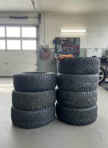 колпак на ауди: Шины 205 / 55 / R 16, Зимняя шипованная, Комплект, Легковые, Nokian — 1