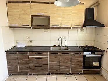 Срочно дом под снос просто ! Кухня за всего 2500 сом плита 2800 сом at lalafo.kg Срочно дом под снос просто ! Кухня за всего 2500 сом плита 2800 сом
