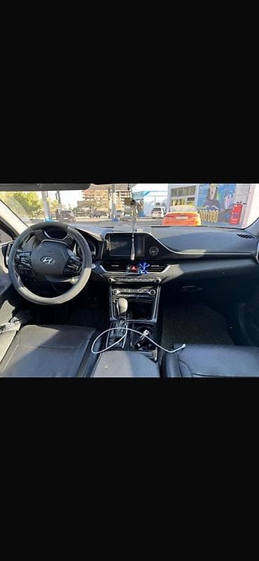 Hyundai Grandeur: 2018 г., 3 л, Автомат, Газ, Седан — 5