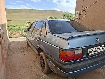 Продажа авто: Volkswagen Passat: 1993 г., 1.8 л, Механика, Бензин, Седан — 4