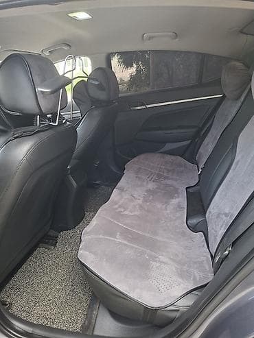 Hyundai Avante: 2018 г., 1.6 л, Автомат, Бензин, Седан — 8