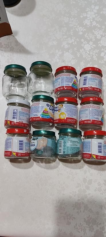 Банки от детского питания. 80 и 100 гр., отдам даром. Более 40 штук