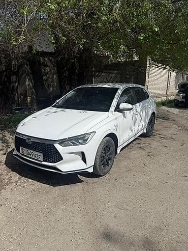 шлем белый: BYD E2: 2021 г., Электромобиль, Кроссовер — 2