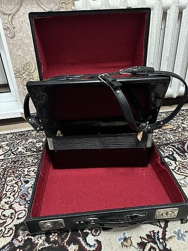 Музыкальные инструменты: Продаю Германский Аккордеон Вельтмейстер стелла Вельтмейстер серино — 6