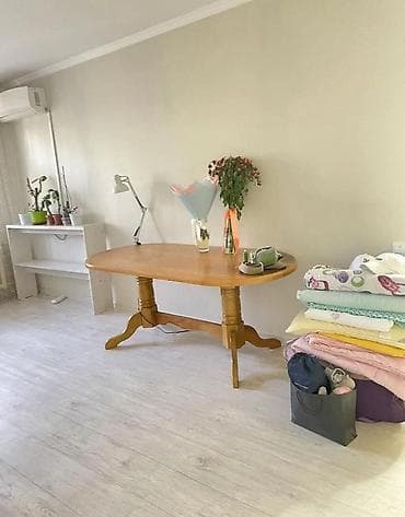 Сниму комнату: Сдаётся светлая комната в квартире/доме. Планировка и мебель: - — 2