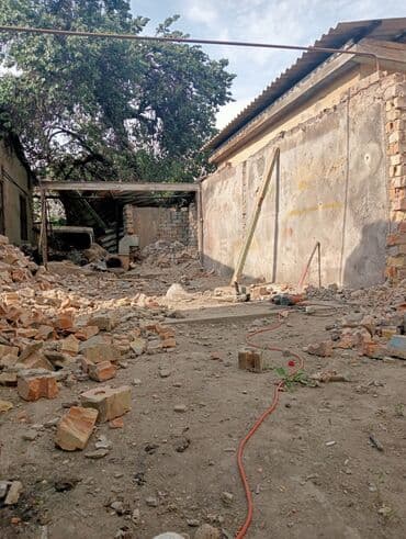 дома под снос: Разбор полов, Снятие потолков, Демонтаж крыш | Гипсокартонная стена, Снос перегородки, Снятие старой штукатурки | Снятие реечных потолков, Снятие подвесных потолков, Зачистка от старых обоев | Демонтаж деревянного пола, Демонтаж линолеума, Демонтаж плинтуса | Крыша из шифера, Металлочерепичная кровля, Мягкая кровля Больше 6 лет опыта — 6