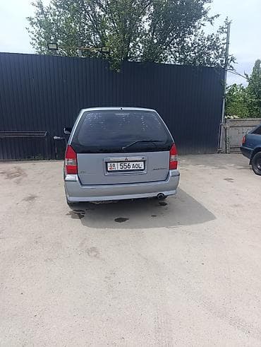 space runner: Mitsubishi Space Wagon: 2003 г., 2 л, Механика, Бензин, Минивэн — 2
