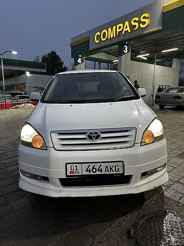 Toyota Ipsum: 2003 г., 2.4 л, Автомат, Газ, Минивэн