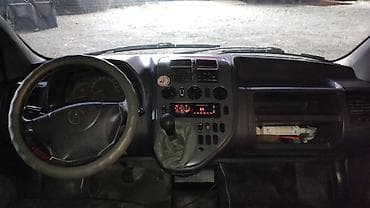 Mercedes-Benz Vito: 2001 г., 2.2 л, Механика, Дизель, Минивэн — 7