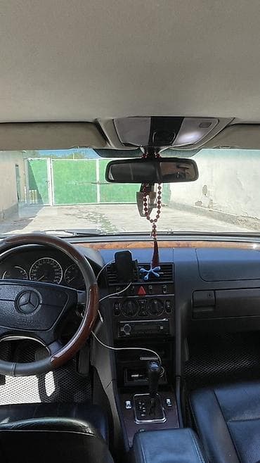 капот вольво: Mercedes-Benz C-Class: 1999 г., 2.4 л, Автомат, Газ, Седан — 2