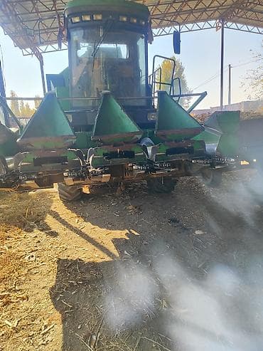 Транспорт: Кукурузоуборочный комбайн John Deere Y215 с шестирядной жаткой — 2