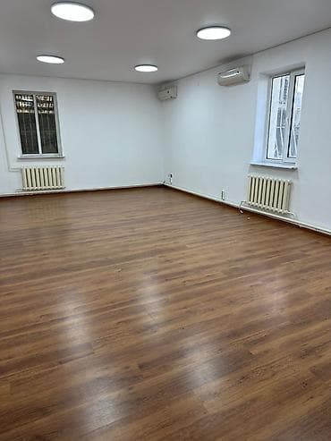 Коммерциялык мүлк: Кеңселерди ижаралоо, 400 м², Менчик үйдө, 1-катар, Өзүнчө ашканасы менен, Өзүнчө кире бериши менен — 7