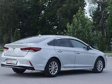Hyundai Sonata: 2020 г., 2 л, Автомат, Газ, Седан — 10