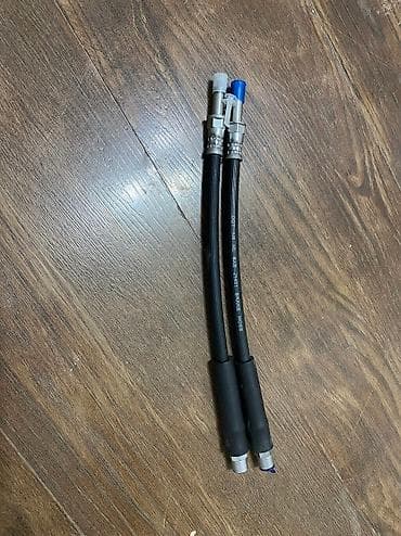 lexus st: Продаю тормозные шланги бмв е39 два штуки — 1