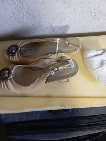 osiris d3: Женская обувь — 3 пары 1) Туфли-лодочки чёрные на высоком каблуке. - — 5