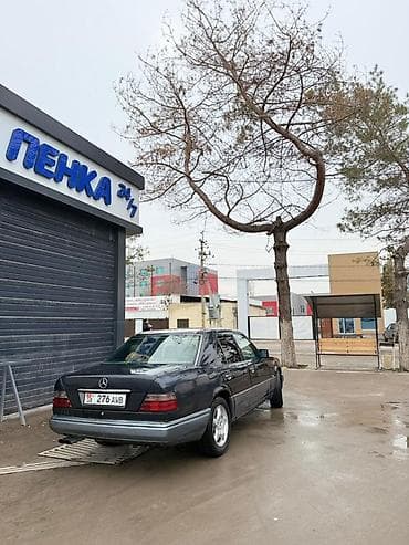 Продажа авто: Mercedes-Benz W124: 1993 г., 2 л, Ручные, Бензин, Седан — 6