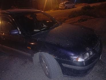 red cell: Mazda 626: 2000 г., Универсал — 4