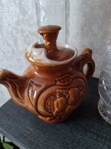 Продаю раритетные сервизы, вазы, чайники, тарелки и много другого