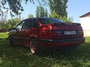 audi 80 унаа: Volkswagen Passat: 1993 г., 1.8 л, Ручные, Бензин, Седан — 1