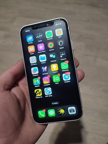 iphone xr корпус 13: IPhone Xr, Б/у, 128 ГБ, Чехол, 100 % — 2
