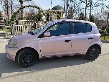 фары машины: Toyota Vitz: 1999 г., 1.3 л, Автомат, Бензин, Хэтчбэк — 3