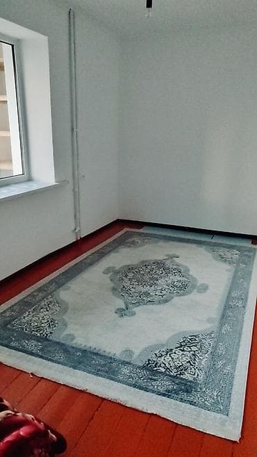 Аренда квартир: Уютная комната в г. Каракол Адрес: ул. Абдрахманова, 127 (напротив — 6