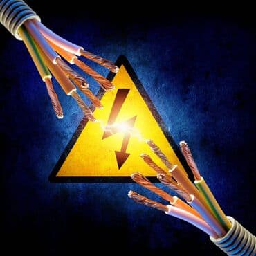 электрик на вызов: Электрик | Монтаж выключателей, Монтаж проводки, Монтаж розеток Больше 6 лет опыта — 1