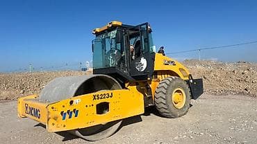 вибра каток: ПРОДАЮ Каток вибрационный в наличии XCMG XS223J - Тип: самоход — 4
