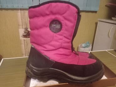 37 размер. Покупали в Обувайке