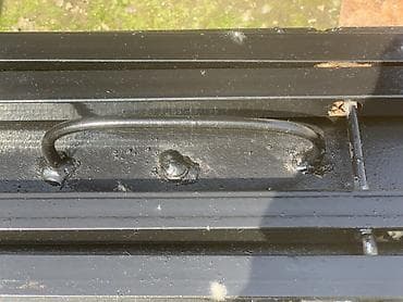 с железными ножками стол: Мангал — 1