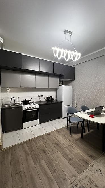 3 3: 3 комнаты, 75 м², Элитка, 10 этаж — 5