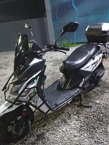 электроные скутеры: Тип скутера 150 куб. см, Бензин, Б/у — 1