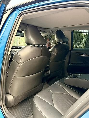 накладка камри: Toyota Camry: 2018 г., 2.5 л, Автомат, Бензин, Седан — 6