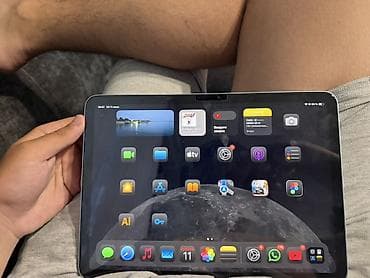 ipad 2024: Apple iPad (серебристый), серия с плоскими гранями и магнитным Smart — 3