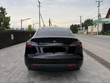 электромобиль: Tesla Model Y: 2020 г., Электромобиль, Кроссовер — 3