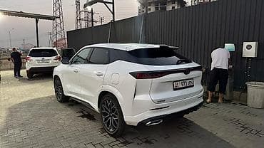 Транспорт: Changan Uni-Z: 2025 г., 1.5 л, Робот, Бензин, Кроссовер — 3