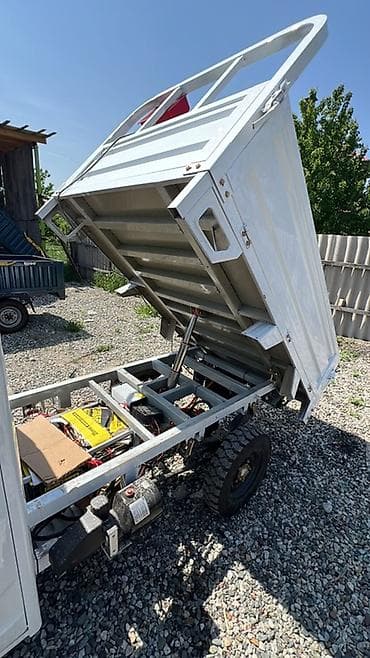 тележка с электроприводом: Компактный электрический самосвал (мини-грузовик) с поднимающимся — 4