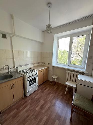 kant flat: 2 комнаты, 44 м², Индивидуалка, 3 этаж, Старый ремонт — 6