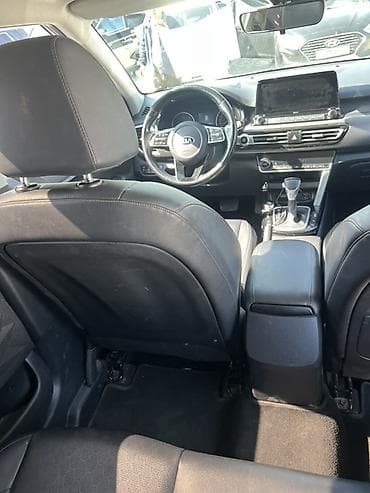 вариант кж: Kia Seltos: 2020 г., 1.6 л, Робот, Дизель, Кроссовер — 6