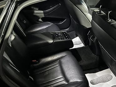 kia carens: Hyundai Genesis: 2015 г., Седан — 8