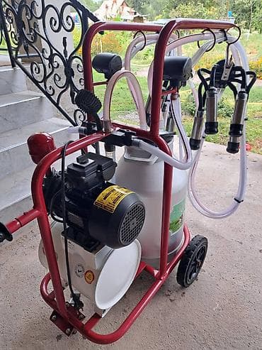 Үй жаныбарлары үчүн товарлар: Продается доильный аппарат За раз можно доить 2х коров Состояние — 4