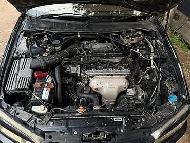 bid e5: Honda Torneo: 2000 г., 1.8 л, Автомат, Бензин, Седан — 4