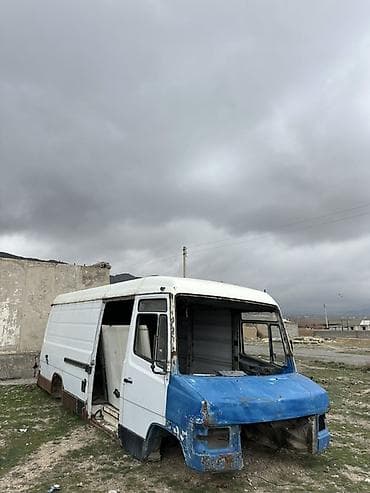 кузов бус: Mercedes-Benz — 2